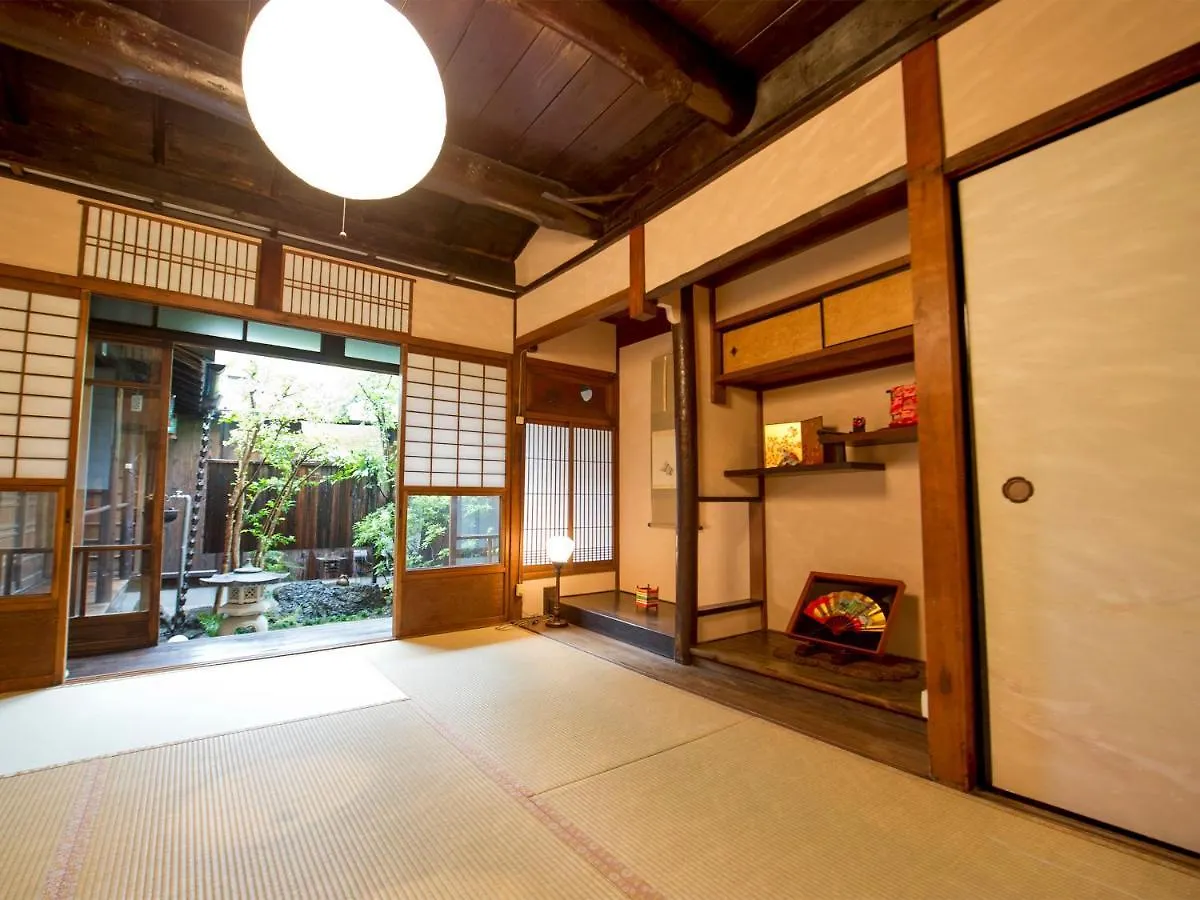 Holiday home Naokonoza Bettei Umekoji Villa Kyoto Japan